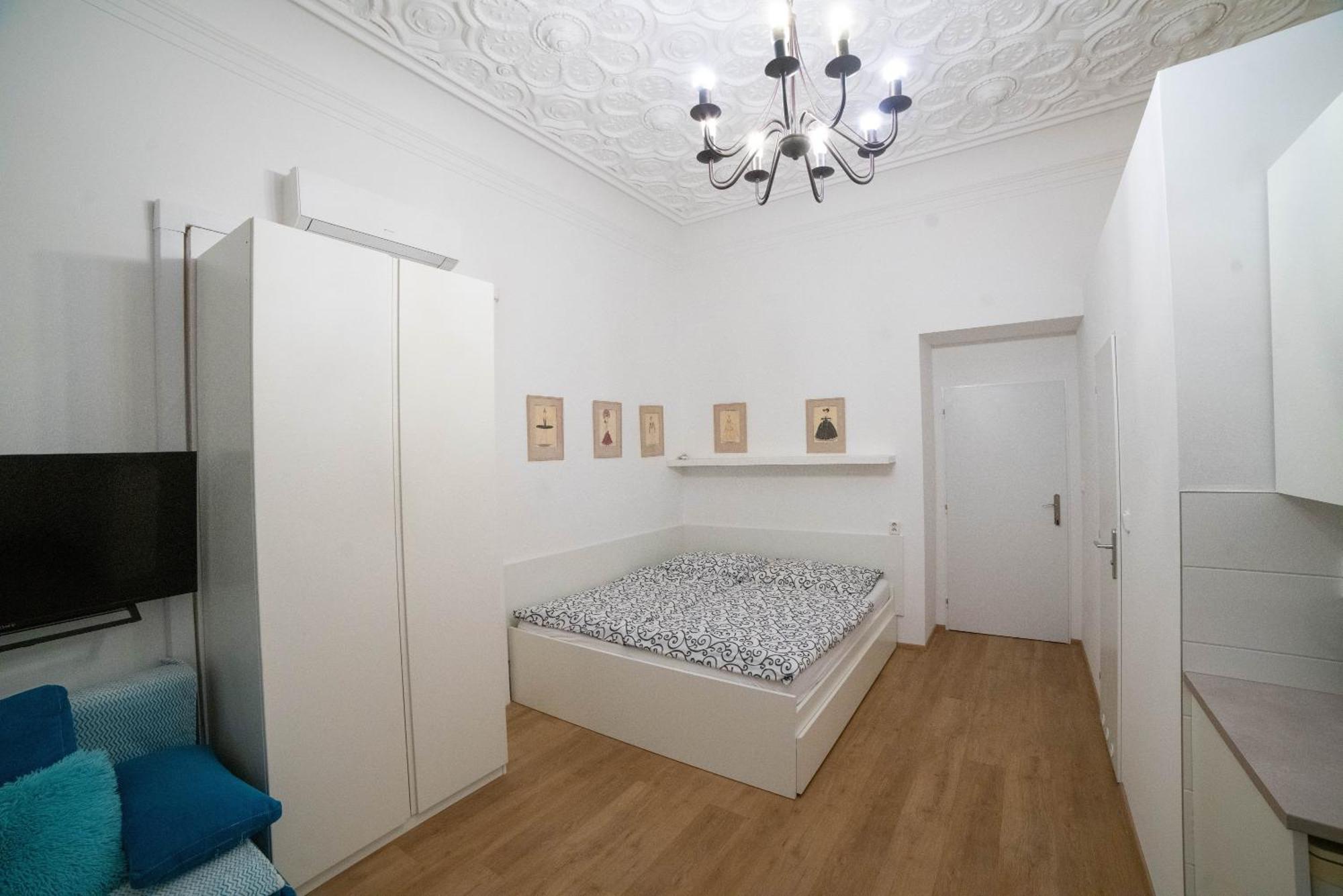 Apartments Katarina Praga Exterior foto